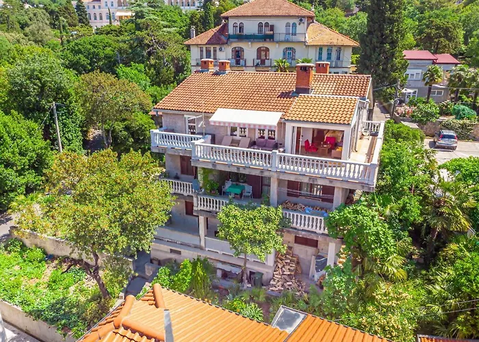 Jarmila Apartment